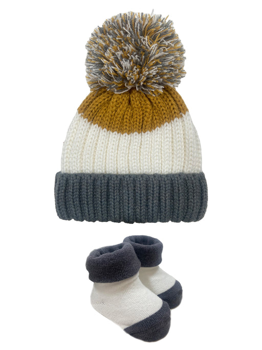 Angelface Chunky Cable Turncuff Hat with Yarn Pom and Bootie Set in Dijon