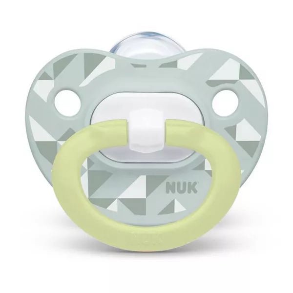 NUK Classic Pacifiers 18 Months + Value Pack - Neutral