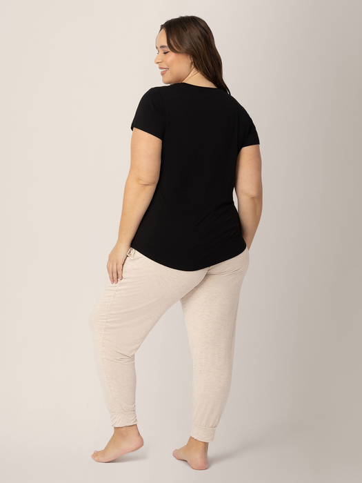 Kindred Bravely Everyday Maternity & Nursing T-shirt | Black