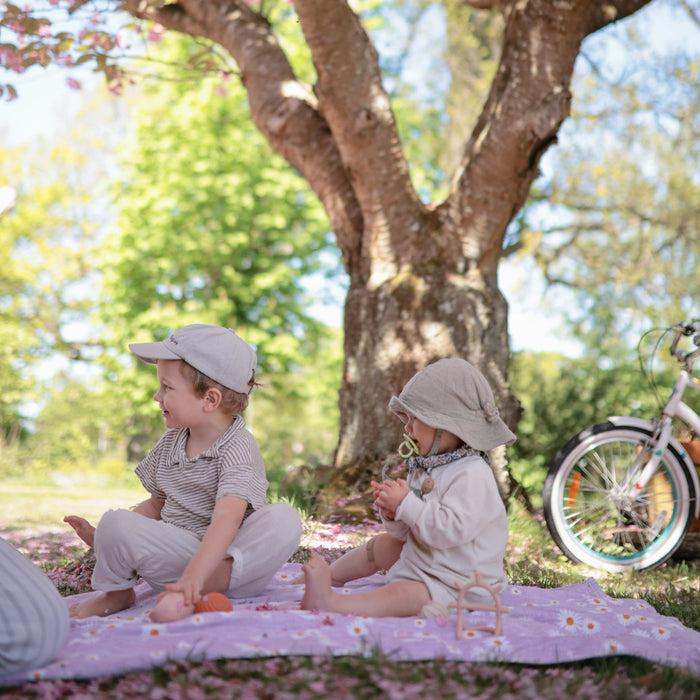 Mushie No-Drop Sensory Teether