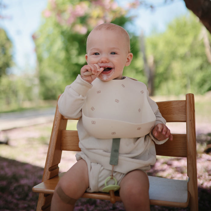 Mushie Silicone Baby Bib