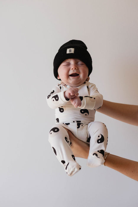 forever french baby Black & White Yin Yang | Sleepy Time Set