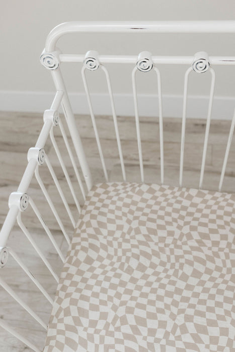 forever french Wavy Checker | Crib Sheet