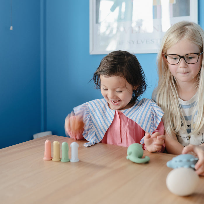 Mushie Silicone Animal Finger Puppets