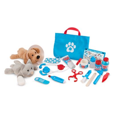 Melissa & Doug Examine & Treat Pet Vet Play Set