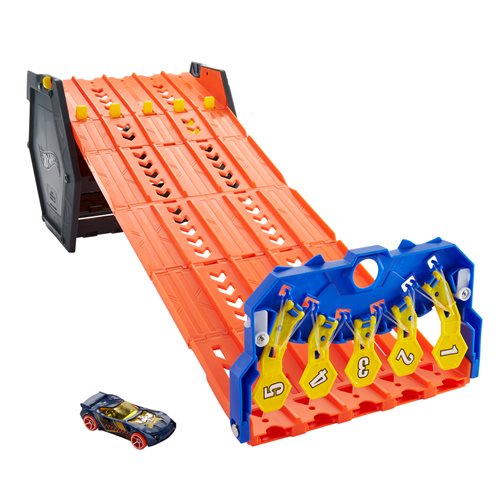 Hot Wheels Case Way Too Fast Storage with Fold Out Ramp Hotwheels