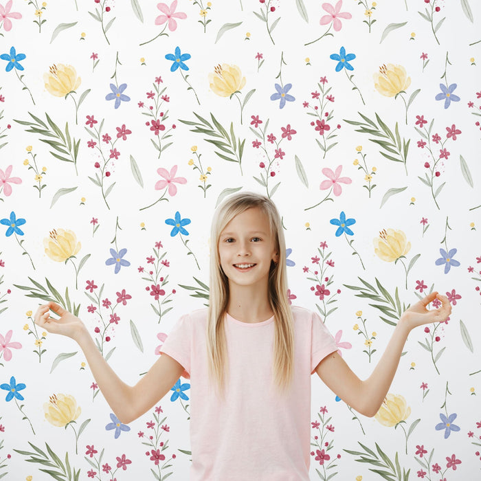 TeepeeJoy Flower Themed Nursery Wallpaper and Kids Room Wallpaper - Beaming Floras