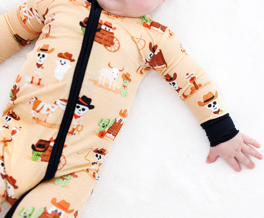 Birdie Bean willie glow-in-the-dark convertible romper