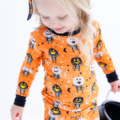 Birdie Bean michael 2-piece glow-in-the-dark pajamas: LONG