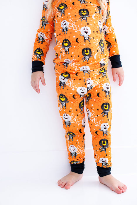 Birdie Bean michael 2-piece glow-in-the-dark pajamas: LONG