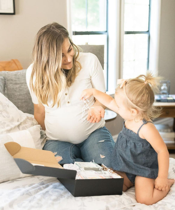 Sunflower Motherhood Pregnancy Box