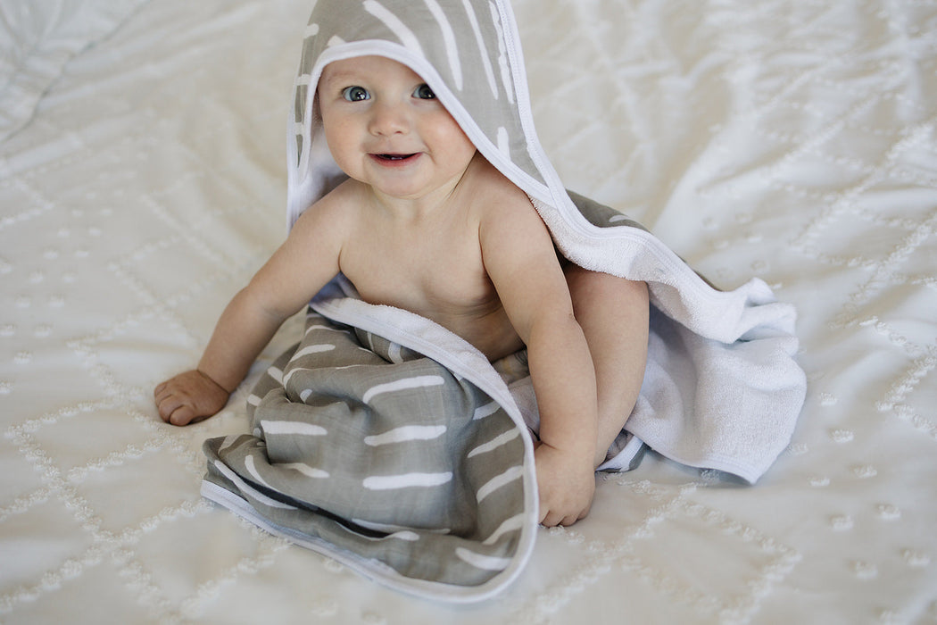 Mebie Baby Grey Dash Muslin Hooded Towel