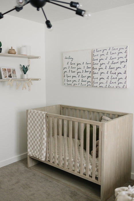 Mebie Baby Taupe Checkered Muslin Crib Sheet