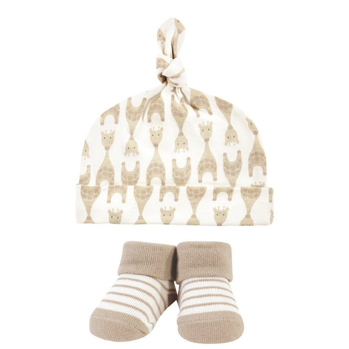 Hudson Baby Gender Neutral Cap and Socks Set, Modern Giraffe ,0-9 Months