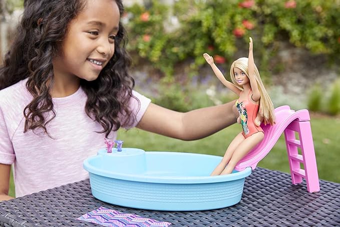 Barbie Doll and Pool Playset - Blonde Doll