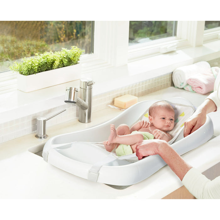 The First Years Sure Comfort Newborn to Toddler Tub, White