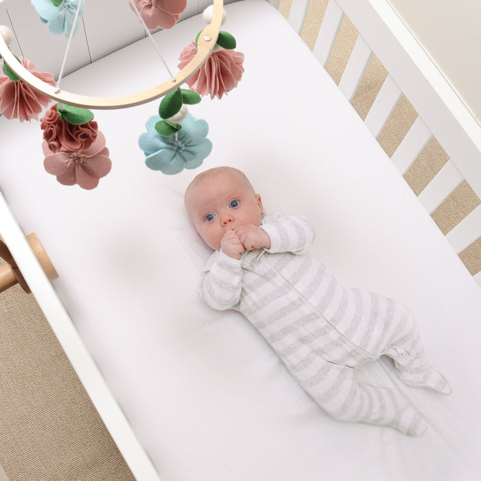 The Peanutshell Wooden Crib Mobile Set with Arm, Music Box and Wildflower Baby Mobile