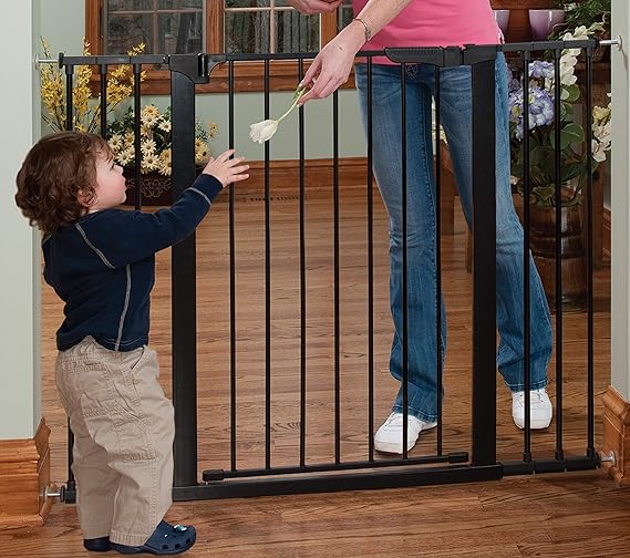 KidCo Gateway Baby Extra Tall & Wide Black Pressure Safety Gate G1201