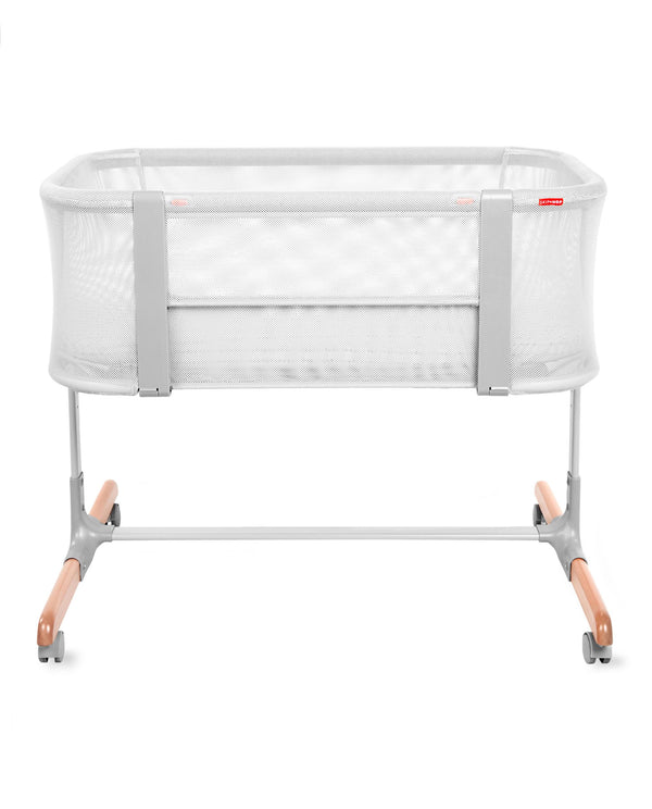 SKIP*HOP Cozy-Up 2-In-1 Bedside Sleeper & Bassinet