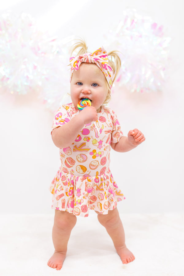 Dream Big Little Co SWEET TREATS DREAM BODYSUIT DRESS