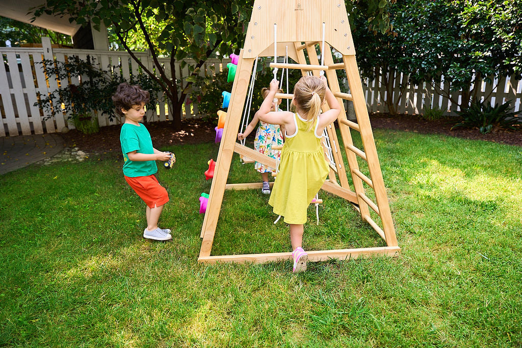 Avenlur Magnolia - Outdoor and Indoor - Real Wood 7-in-1 Playset