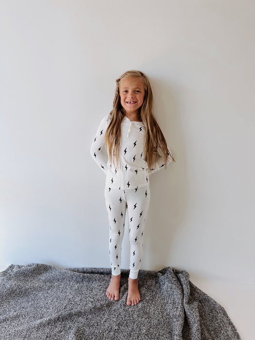 forever french baby Bamboo Two Piece Pajama | Black & White Lightning Bolt