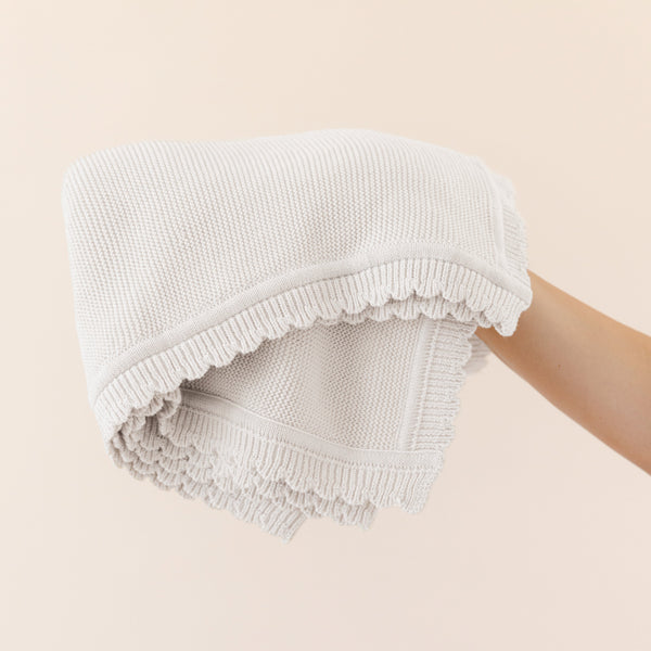 Makemake Organics Organic Cotton Scalloped Baby Blanket - Ella Ivory