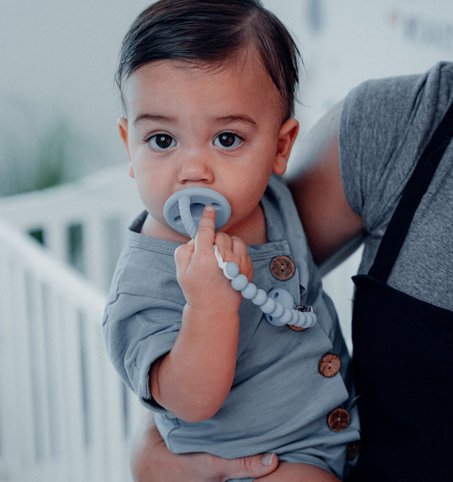 Comfy Cubs Pacifier Clips, 2 Pack - Sky Blue