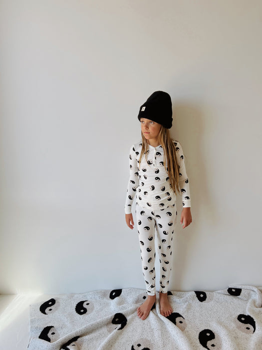 forever french baby Bamboo Two Piece Pajama | Black & White Yin Yang