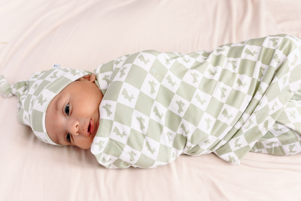 Dream Big Little Co HIPPITY SAGE CHECKERS DREAM SWADDLE & BEANIE