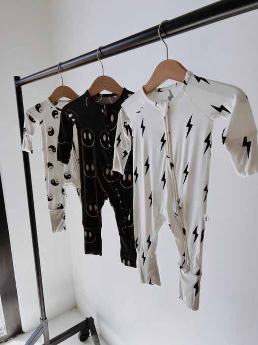 forever french baby Bamboo Zip Pajamas | Black & White Yin Yang