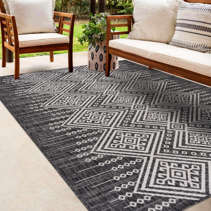 Hauteloom Frankville Outdoor Rug