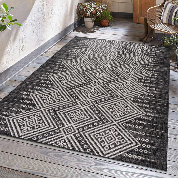 Hauteloom Frankville Outdoor Rug