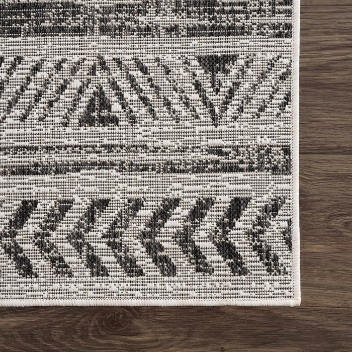 Hauteloom Catrine Indoor & Outdoor Rug - Clearance