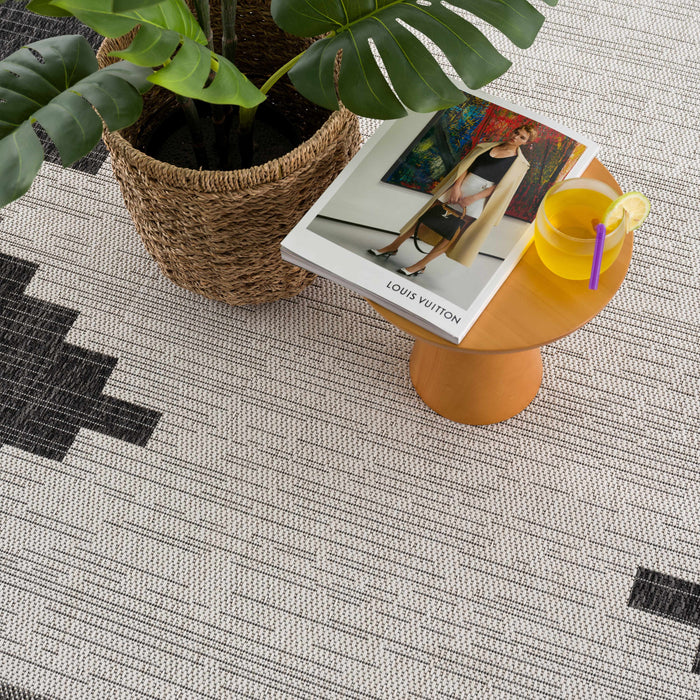 Hauteloom Djugun Outdoor Rug