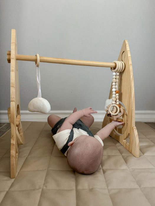 Avenlur Rocket - Wooden Baby Gym