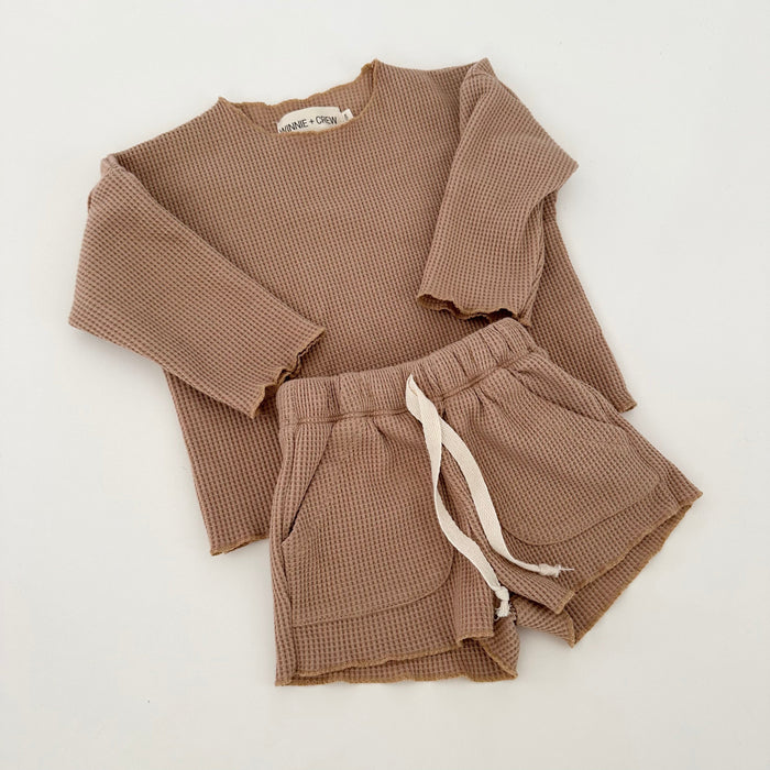 Winnie + Crew Skylar Waffle Set in Brown