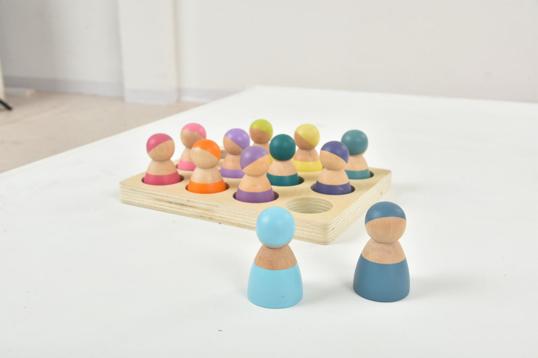 Avenlur Wooden Rainbow Peg Dolls Figures 12 Piece Set