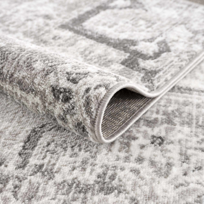 Hauteloom Elani Gray Medallion Rug