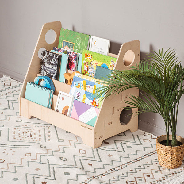 woodandhearts Montessori Bookshelf