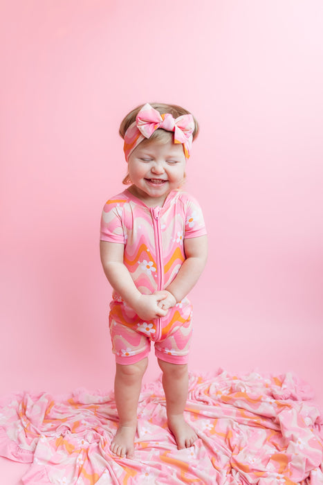 Dream Big Little Co GROOVY FLORAL DREAM SHORTIE