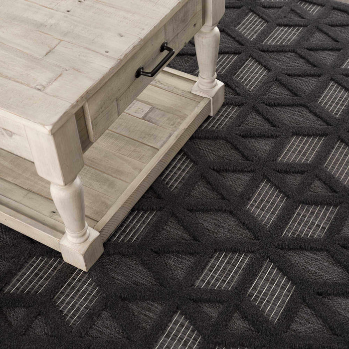 Hauteloom Nuri Black Outdoor Rug