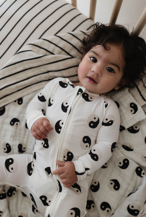 forever french baby Bamboo Zip Pajamas | Black & White Yin Yang