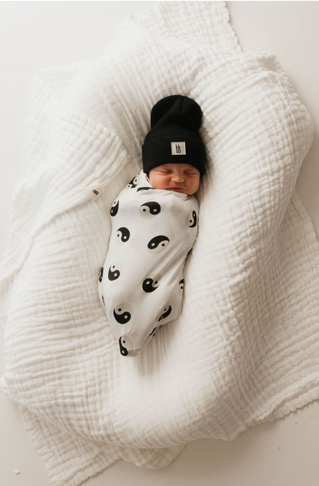 forever french Bamboo Swaddle | Black & White Yin Yang