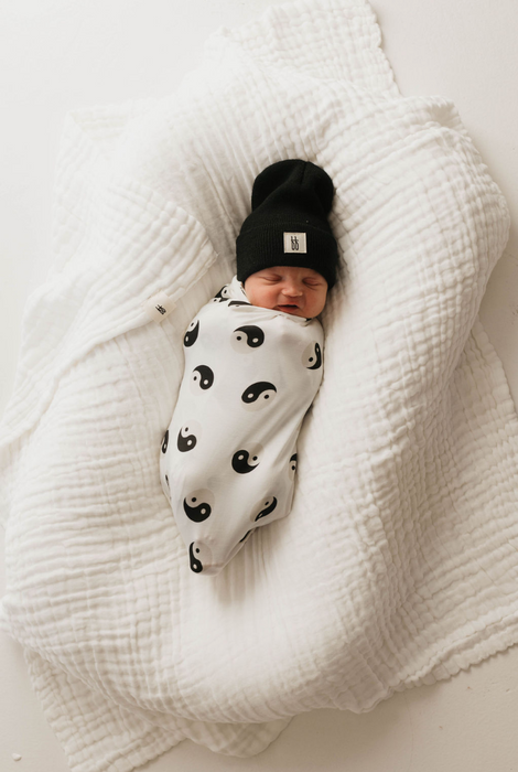 forever french Bamboo Swaddle | Black & White Yin Yang