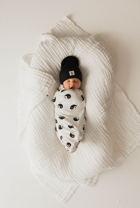 forever french Bamboo Swaddle | Black & White Yin Yang