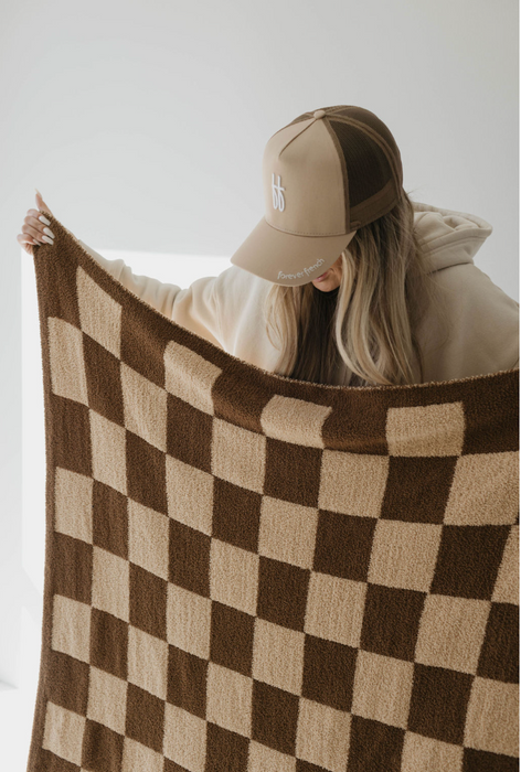 forever french Brown Sugar Checkerboard | Plush Blanket