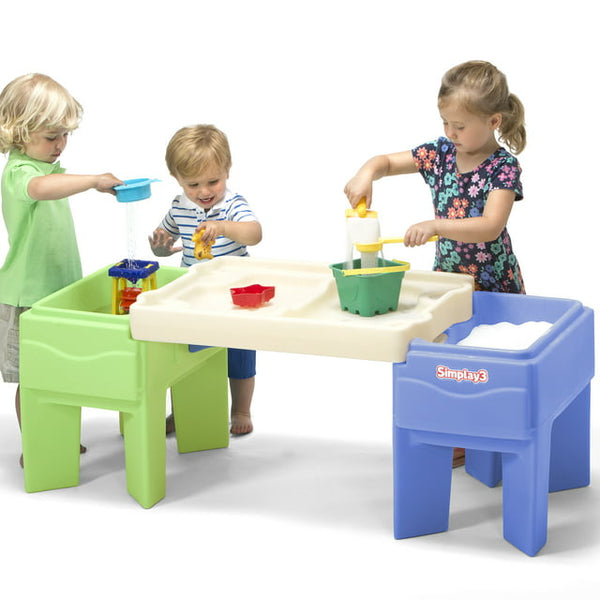 Simplay3 Kids In & Out Expandable Activity Table