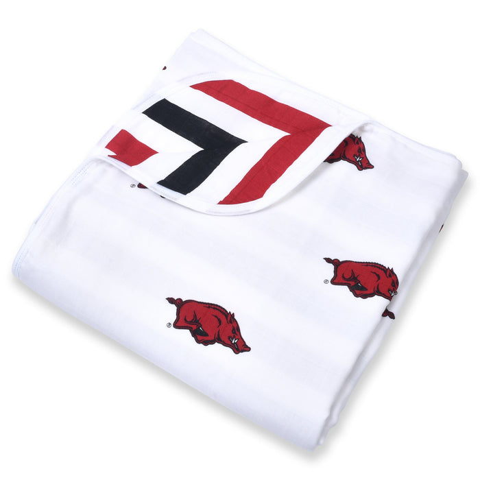 Three Little Anchors University of Arkansas Muslin Blanket