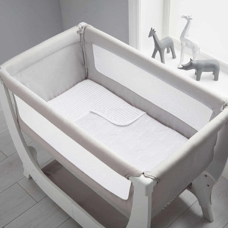 BEABA by Shnuggle Bedside Sleeper Infant Crib Bedding Set